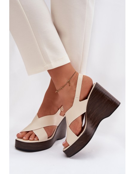 Moteriškos ekologiškos odos basutės su pleištu smėlio spalvos Janivra