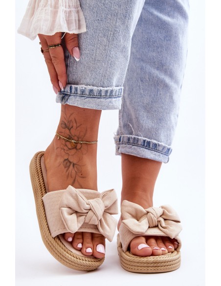 Moteriškos zomšinės šlepetės su kaspinu smėlio spalvos Fency