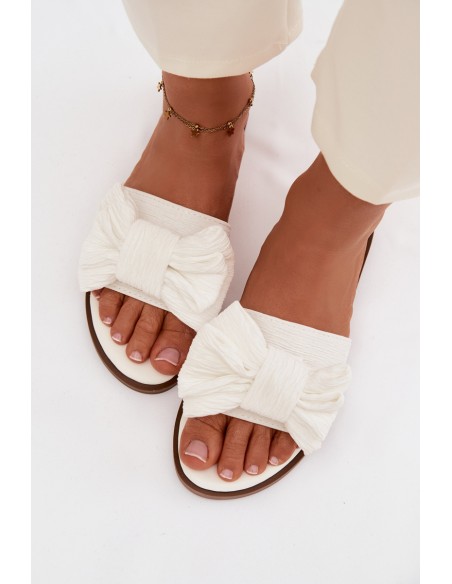 Moteriškos plokščios basutės su kaspinu ir baltos spalvos „Amivelle“