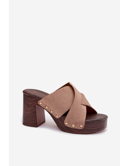 Moteriškos basutės su blokiniu kulnu ir auksinėmis sagtimis tamsiai smėlio spalvos „Nerelle“