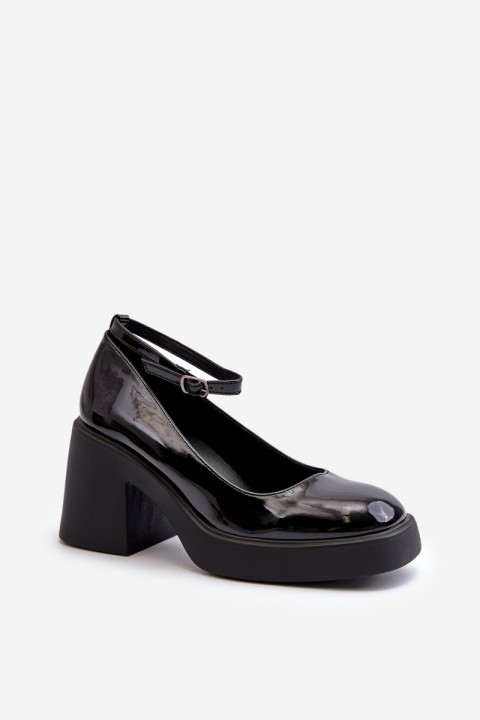 Black Patent Leather Pumps on Chunky Heel by Effiba