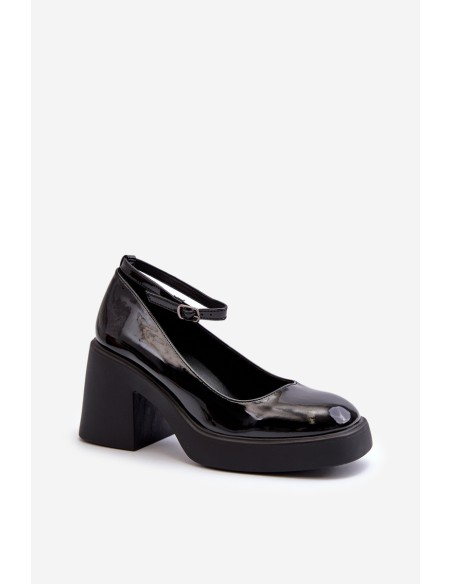 Black Patent Leather Pumps on Chunky Heel by Effiba