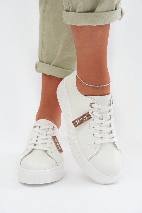 Women's Sneakers Made of Natural Leather D&A GR61-5591 White