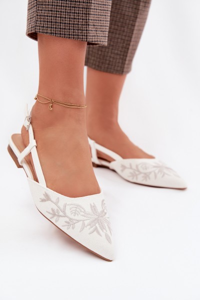 Women's Flat White Embroidered Sandals Grelia