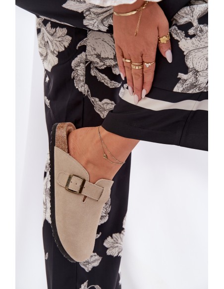 Suede Ladies Clogs With Buckle Big Star RR274A385 Beige