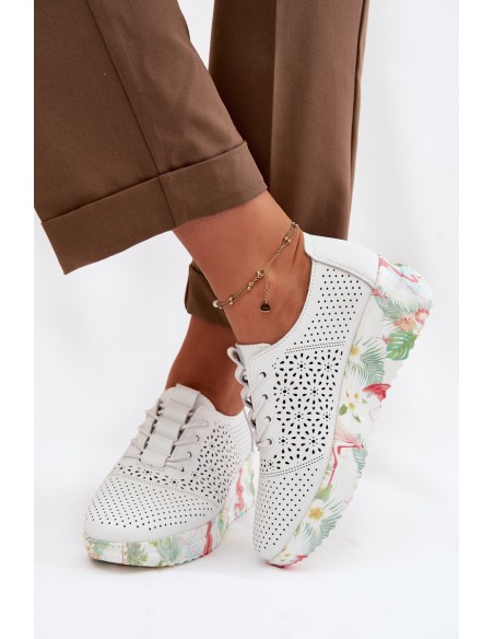 Vinceza Women's Suede Perforated Loafers 79603 Beige