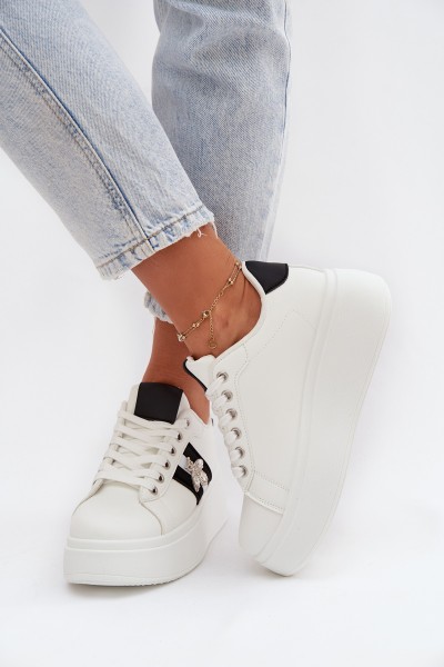 Women's Sneakers On Platform With White Pendant Palvessa