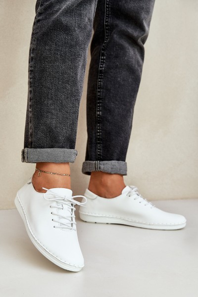 Laced Shoes Made Of Natural Leather D&A LR51-645 White