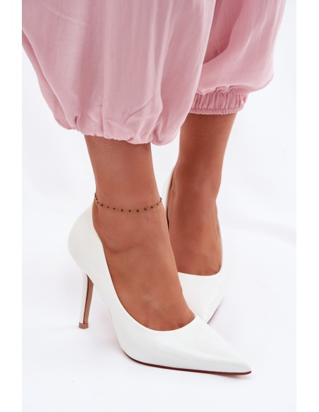 Classic Patent Leather High Heels Made of Faux Leather White Odira