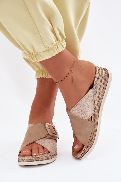 Women's Platform Sandals With Decorative Buckle Inblu RV000012 Brown