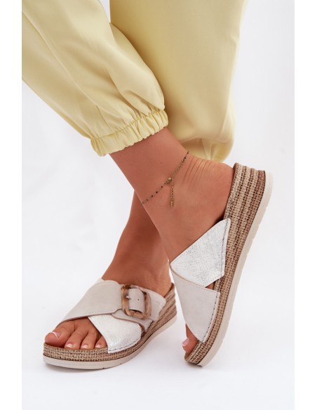 Women's Platform Sandals With Decorative Buckle Inblu RV000012 Light Beige