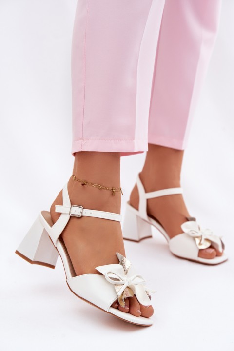 Women's Block Heel Sandals With Decorative Flower Vinceza 20283 White