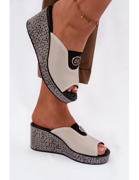 Leather Platform Sandals With Decoration S.Barski LR61-7011 Beige