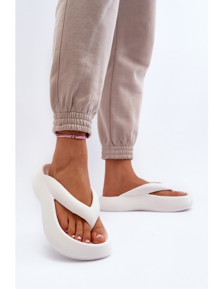 Women's Foam Flip Flops White Roux