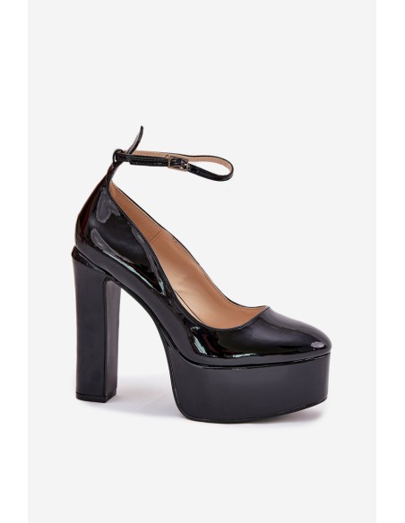 Lacquered High Heel And Platform Pumps Black Nianka