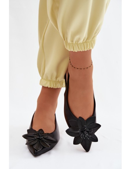 Women's Flat Heel Sandals With Decorative Flower Black Telivette