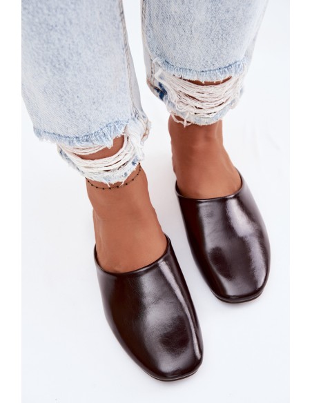 Women's Mules Made of Faux Leather Flat Chocolate Romelle