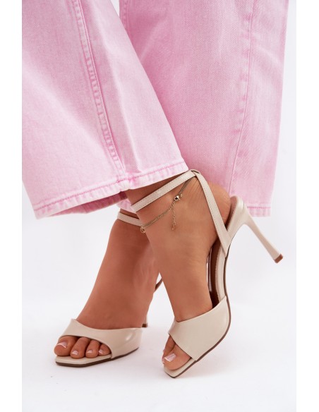 Women's Heeled Sandals Made of Faux Leather Beige Olissey