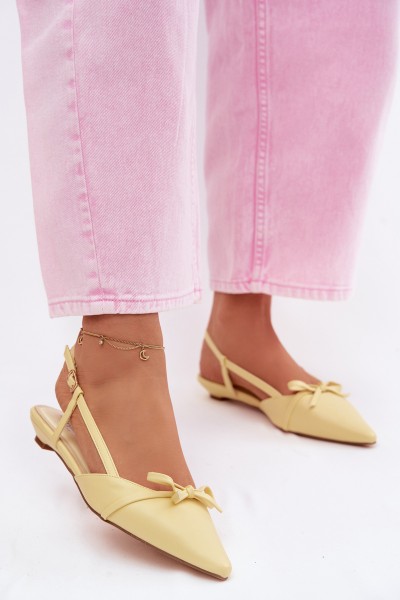 Women's Faux Leather Sandals Low Heel Yellow Jelmera