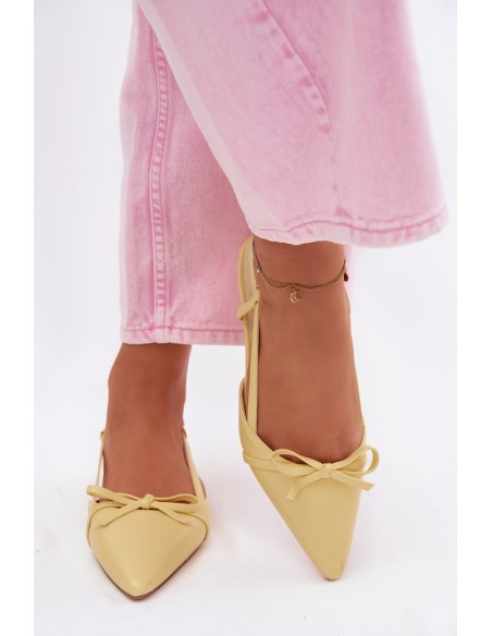 Women's Faux Leather Sandals Low Heel Yellow Jelmera