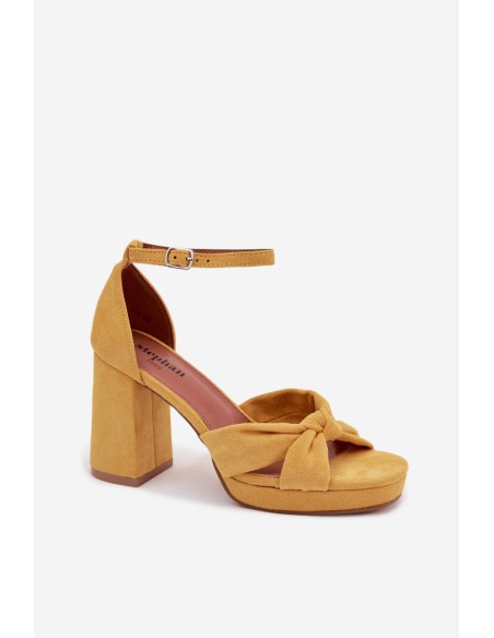 Women's Block Heel Sandals Made of Faux Suede Yellow Rosetta