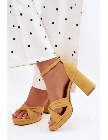 Women's Block Heel Sandals Made of Faux Suede Yellow Rosetta