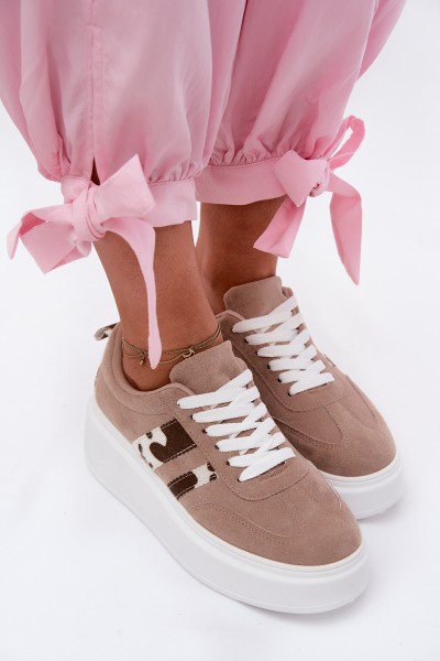 Women's Sneakers With Thick Platform and Faux Suede Patches Beige Averin 2