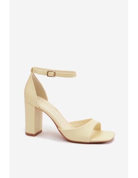 Women's Block Heel Sandals In Faux Leather Yellow Melvra