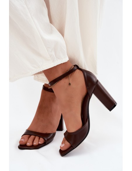 Women's Block Heel Sandals In Faux Leather Chocolate Melvra