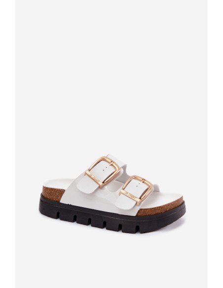 Lacquered Women's Flat Sandals With Gold Clips Lee Cooper LCW-26-35-4460L White