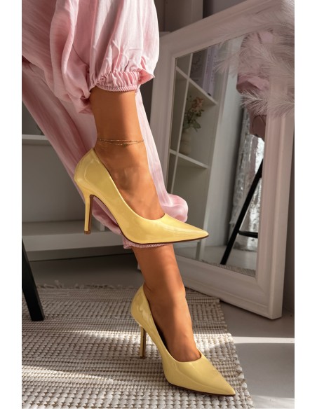 Classic Patent Leather High Heels From Faux Leather Yellow Odira