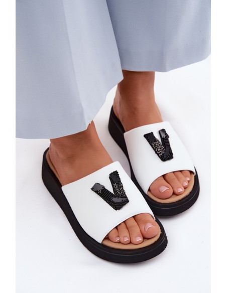 Leather Women's Slides With V Letter On Platform Vinceza 66950 White