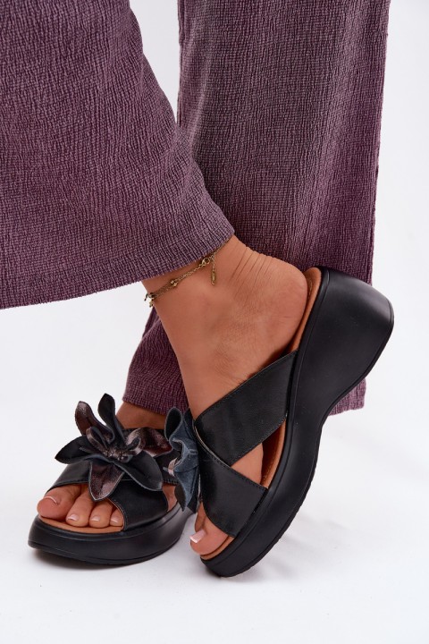 Leather Wedges With Decorative Flower Vinceza 41511 Black