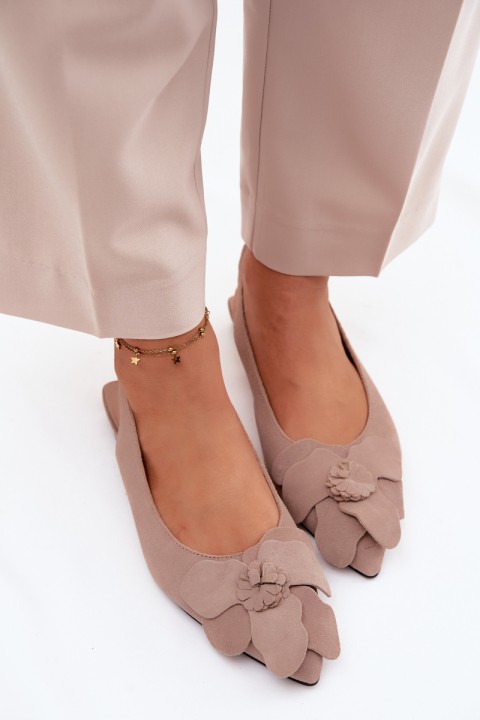 Leather Suede Sandals With Flat Heel Decorative Flower Vinceza Beige