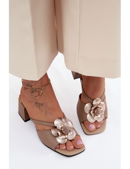 Leather Women's Heeled Sandals With Flower Beige Catva