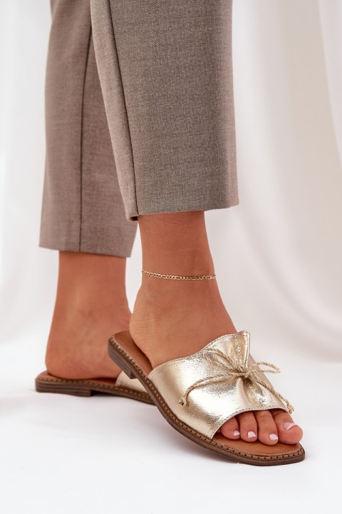 Flat Sandals With Decorative Bow Golden Deonelis