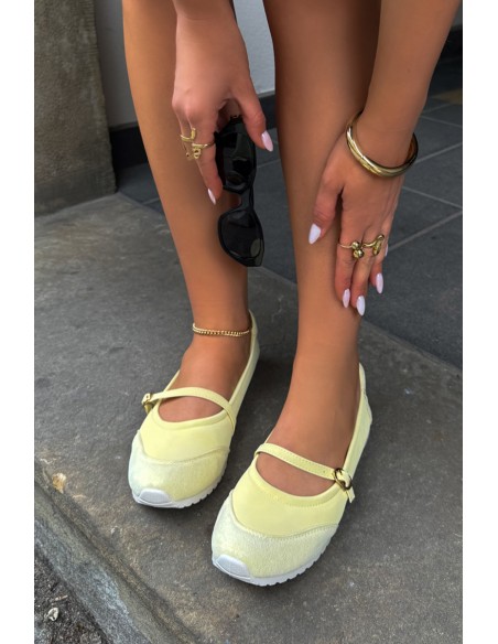Sporty Ballerinas With Strap Yellow Charmy
