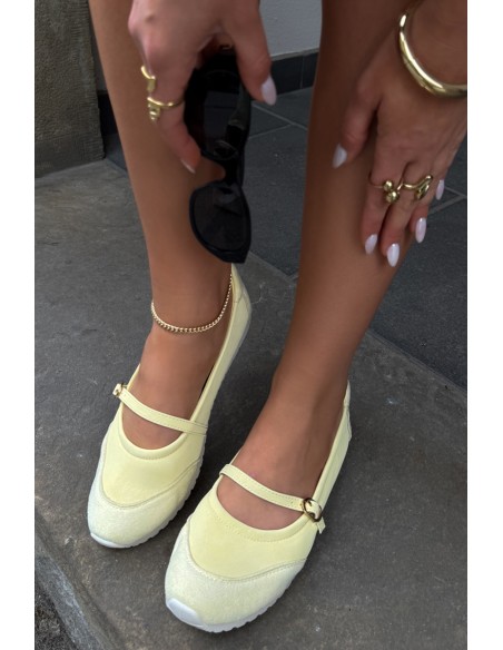 Sporty Ballerinas With Strap Yellow Charmy