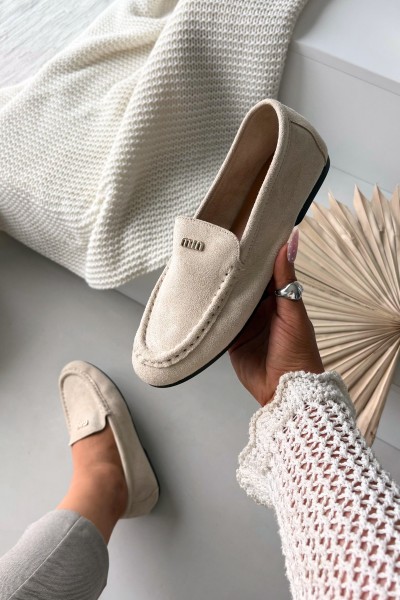 Women's Loafers With Small Gold Detail Beige Sarivelle 2