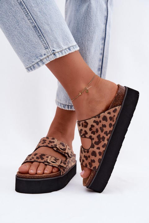 Lacquered Women's Platform Slippers With Gold Clips Lee Cooper LCW-26-35-4459L Black