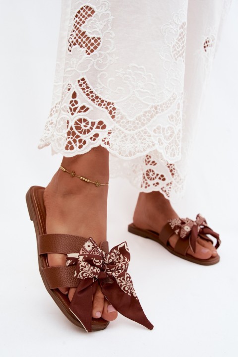 Women's Flat Heeled Slip-Ons With Bow Camel Caprissa