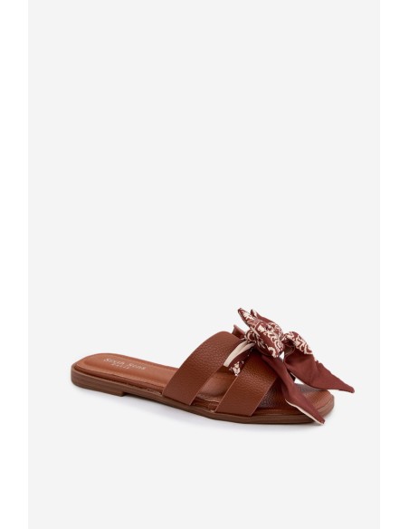 Women's Flat Heeled Slip-Ons With Bow Camel Caprissa