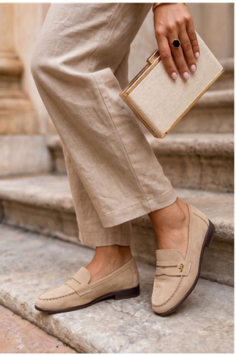Women's Beige Faux Suede Moccasins Prestelle