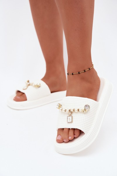 Women's Foam Slippers With Decoration White Rosehip