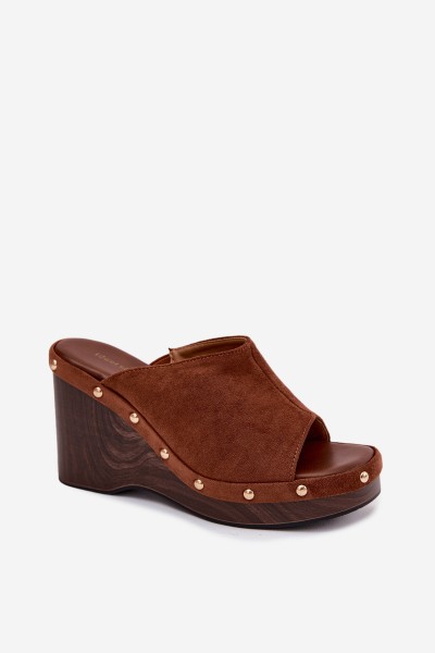 Women's Platform Sandals with Faux Suede Gold Buckles Camel Norvia 2