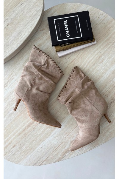 Wrinkled Beige High Heel Ankle Boots Herella