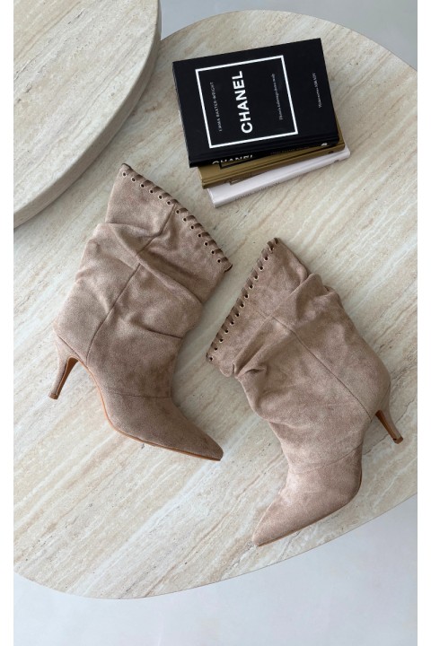 Wrinkled Beige High Heel Ankle Boots Herella