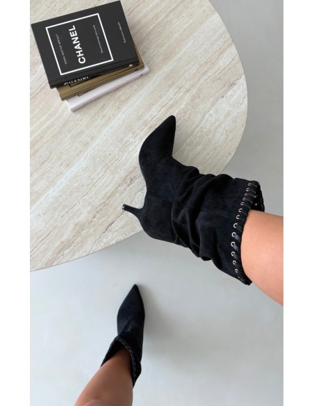 Women's Wrinkled Black Heeled Ankle Boots Herella