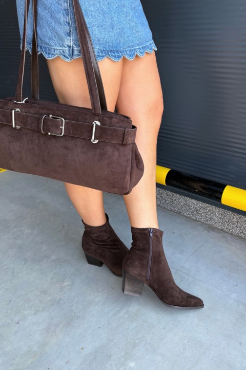 Women's Chunky Heel Ankle Boots with Zipper Chocolate Atina