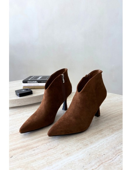 Women's Slim Heel Ankle Boots With Pointed Toe Camel Bessia